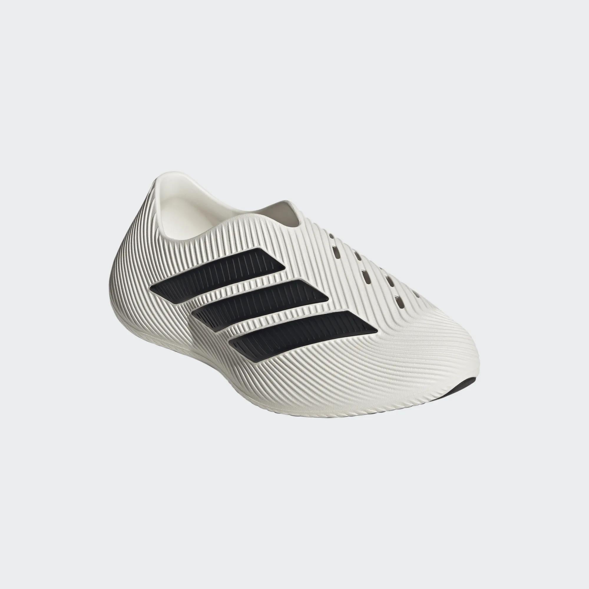 PURECHILL “WHITE/BLACK”