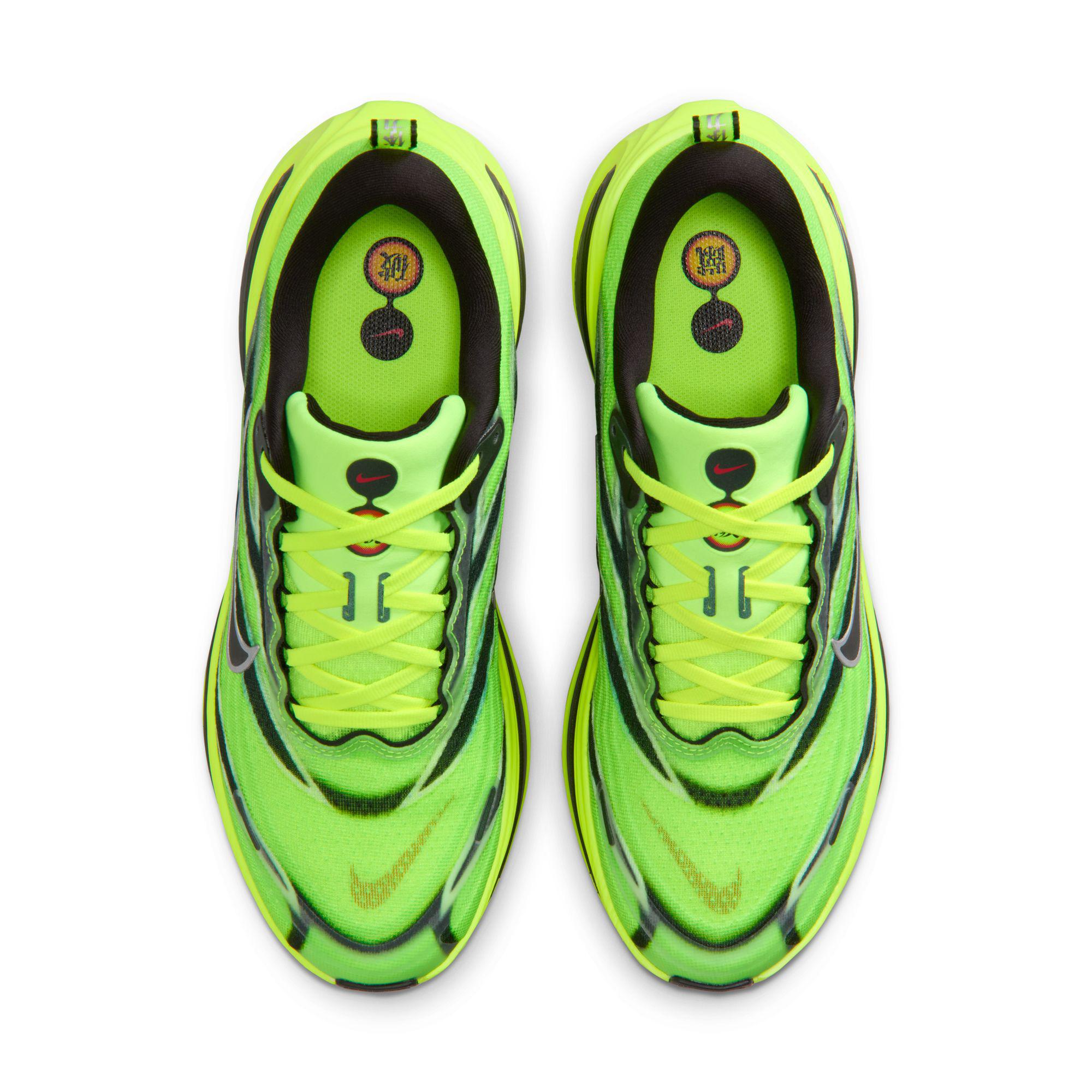 Nike Vomero Plus SE “Ekiden Pack Volt”