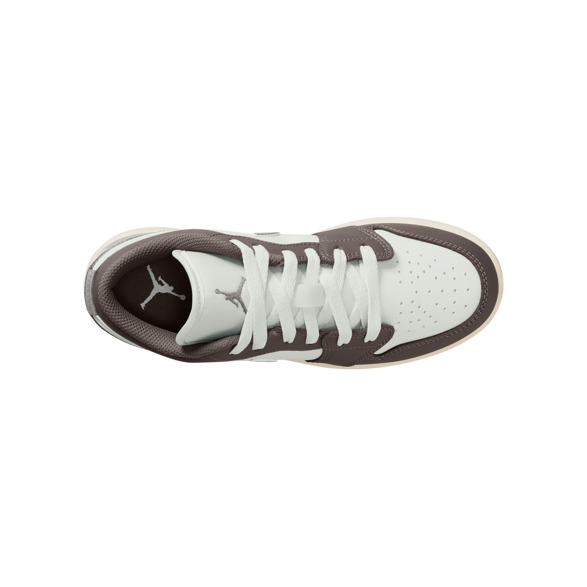 Air Jordan 1 Low Gradeschool “Olive Grey”