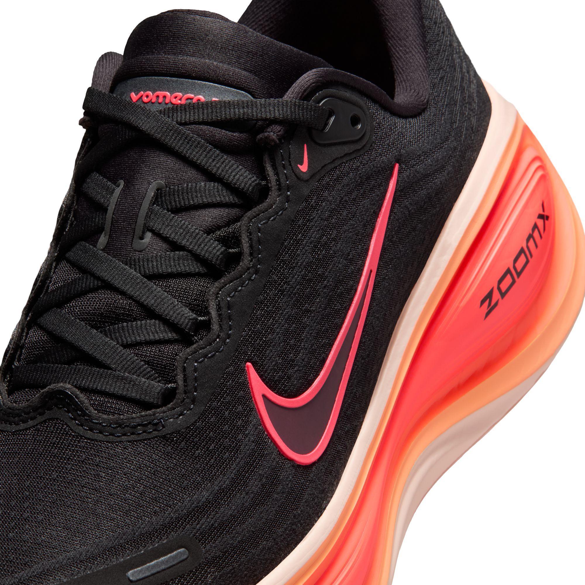 Women Nike Vomero Plus “Hot Lava”