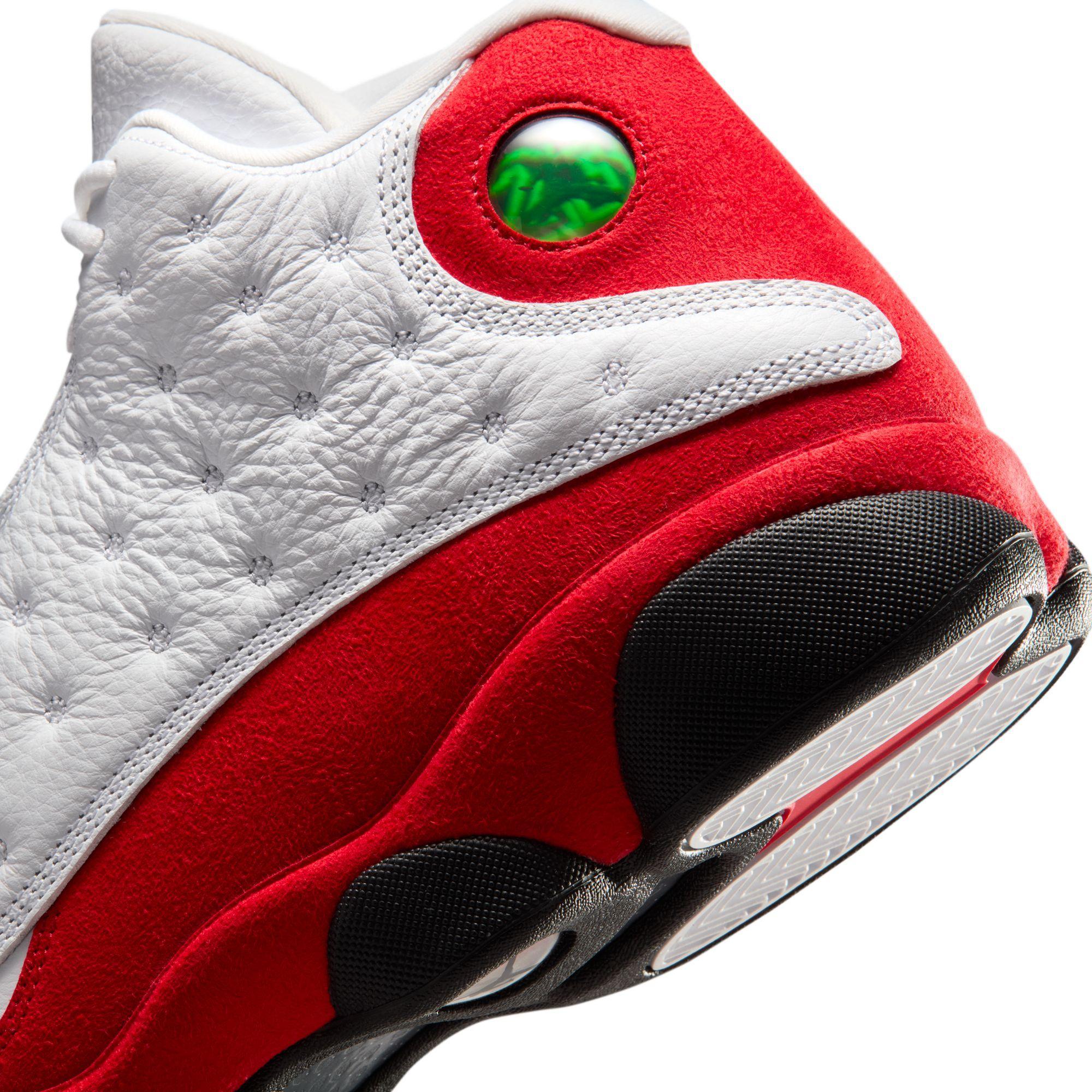 Air Jordan 13 Retro “Chicago”