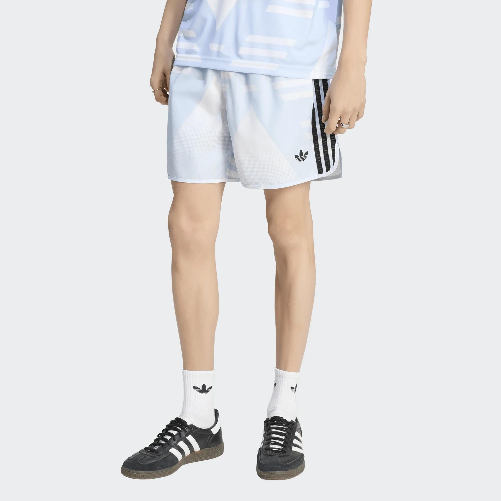 AOP SHORTS 