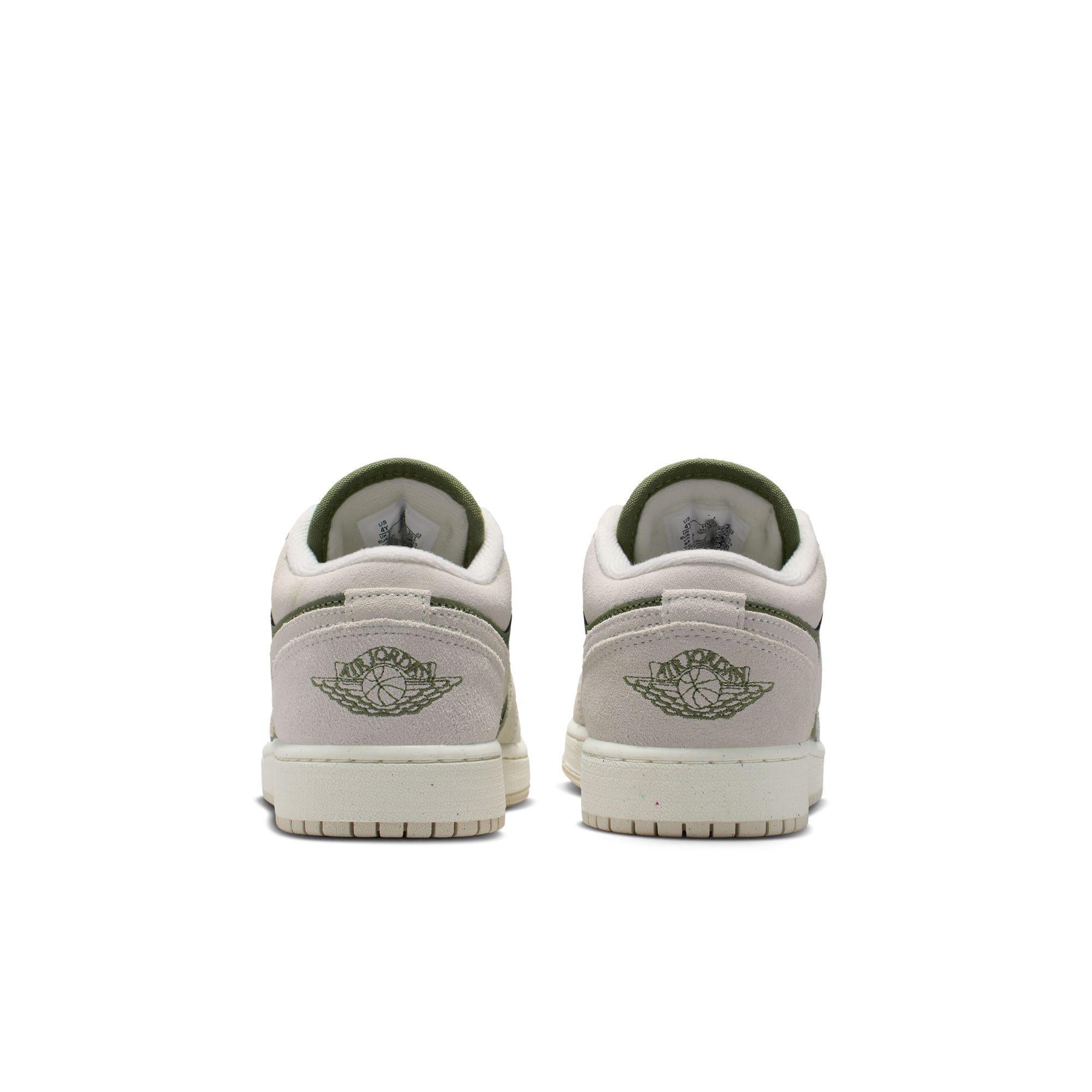 Air Jordan 1 Low SE Gradeschool