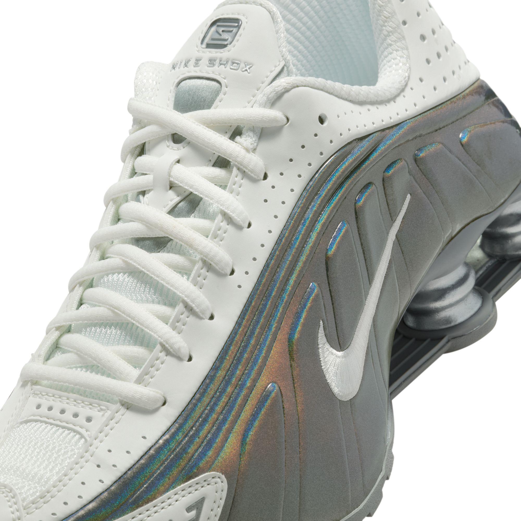 Nike Shox R4 'Hydrangeas'