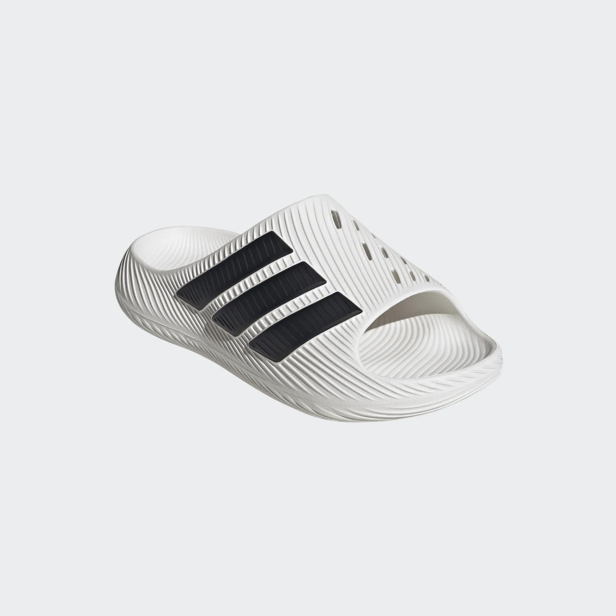 PURECHILL SLIDE “WHITE/BLACK”