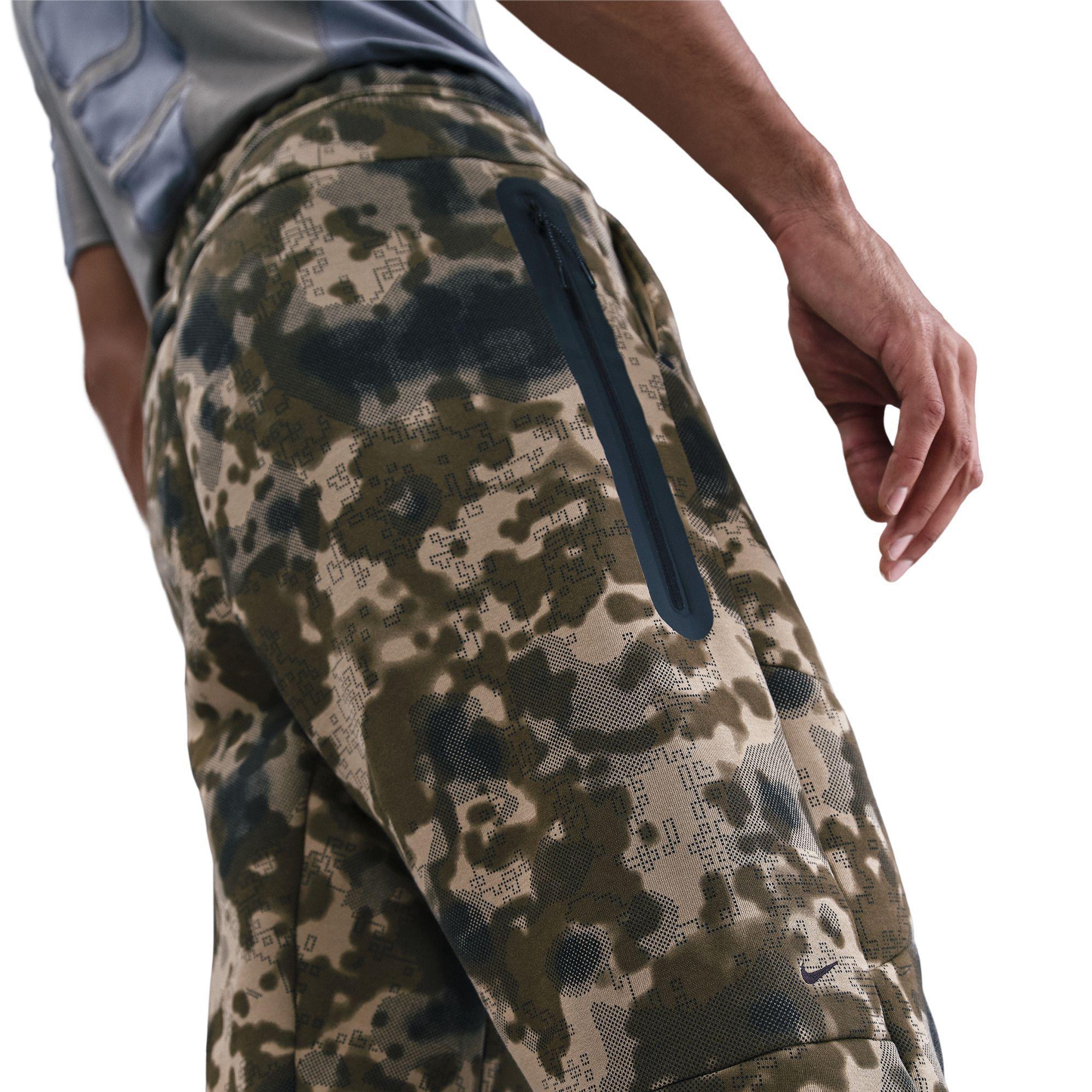 Nike Tech Camo Pant