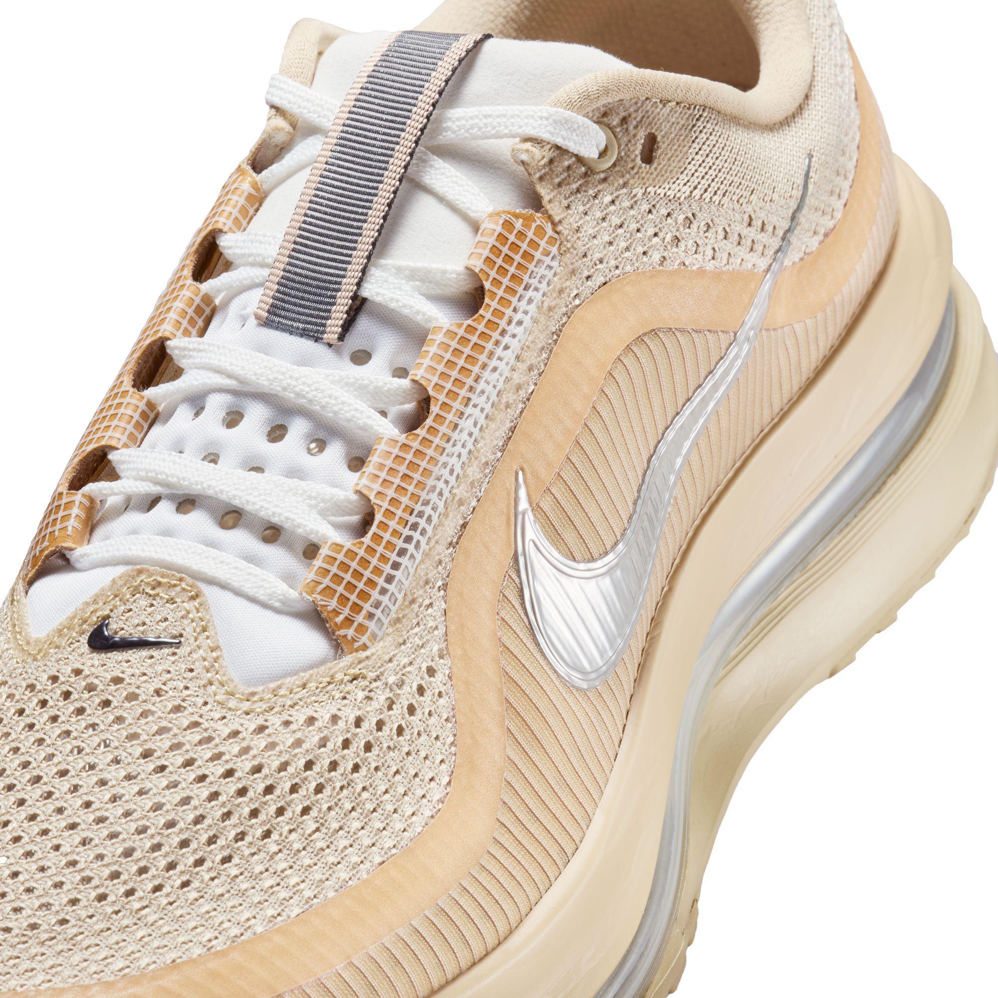 Nike Pegasus Premium SP